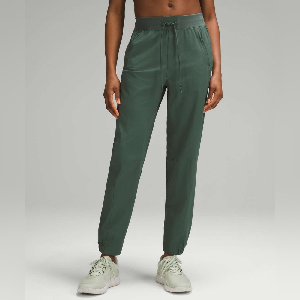 Lululemon License To Train High Rise Pant